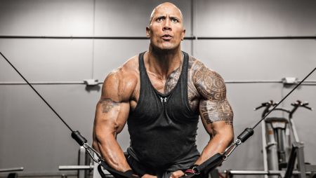The rock - antrenament pentru partea superioara