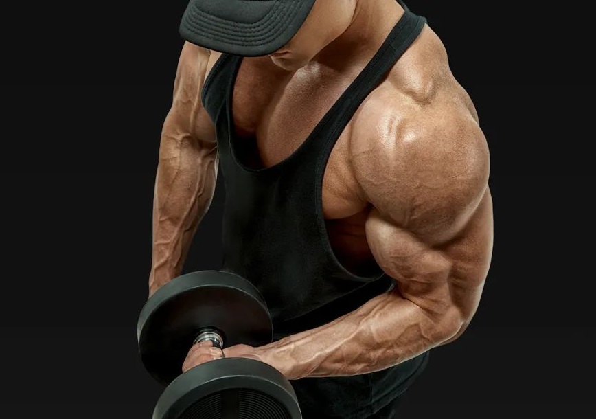 Antrenament pe grupe musculare doar cu gantere